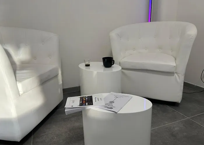 White, San Giovanni Apartamento Roma